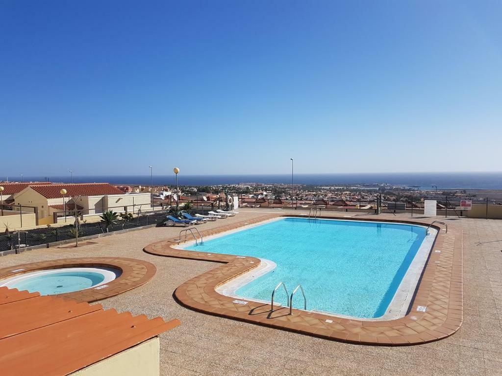 Caleta Beach Deluxe Калета-де-Фусте Экстерьер фото